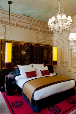 Buddha-Bar Hotel Paris - Suite de Gagny.jpg